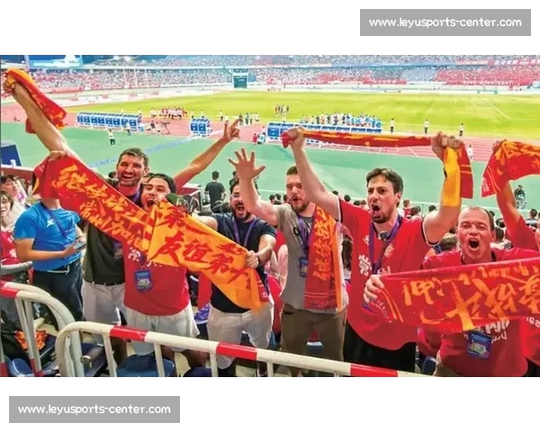 苏超点燃经济引擎：十三市竞逐消费新赛道