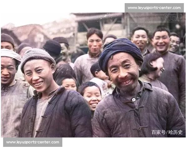 好莱坞弃之十年，中国拍出热血逆袭：重庆码头工的橄榄传奇