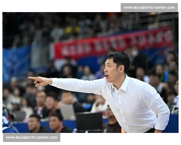 欧洲名帅空降北控辅佐张庆鹏 总教练制开启 CBA 新纪元 欧洲名帅空降北控辅佐张庆鹏 总教练制开启 CBA 新纪元