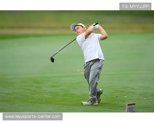 汇丰青少年北京站：崔景涵强势夺冠，李贽逆转未果止步半决赛